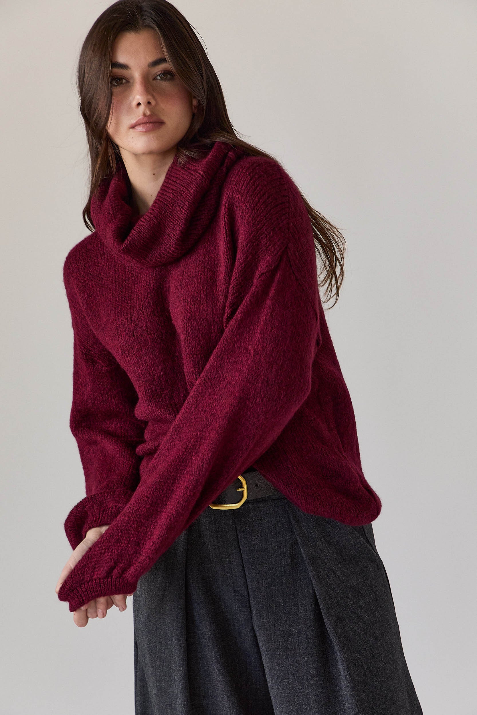 Jersey oversize cuello vuelto vino - Imagen 2