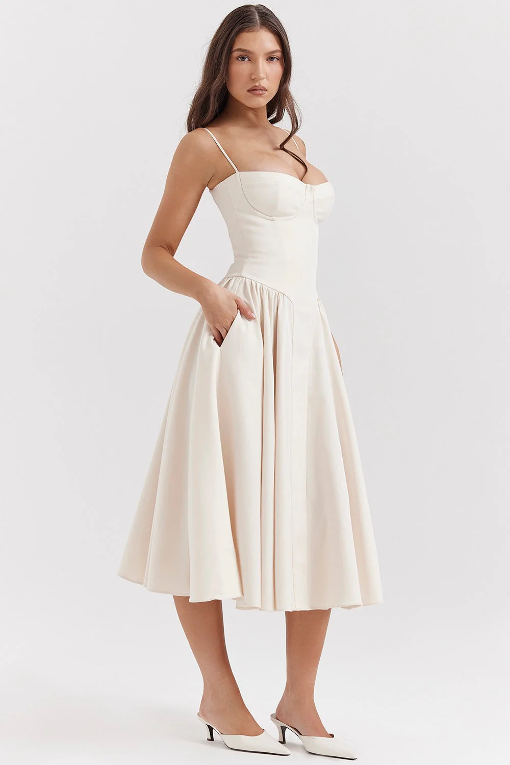 Vestido Con Tirantes Finos Y Falda Acampanada Para Mujer | Midi - Imagen 2