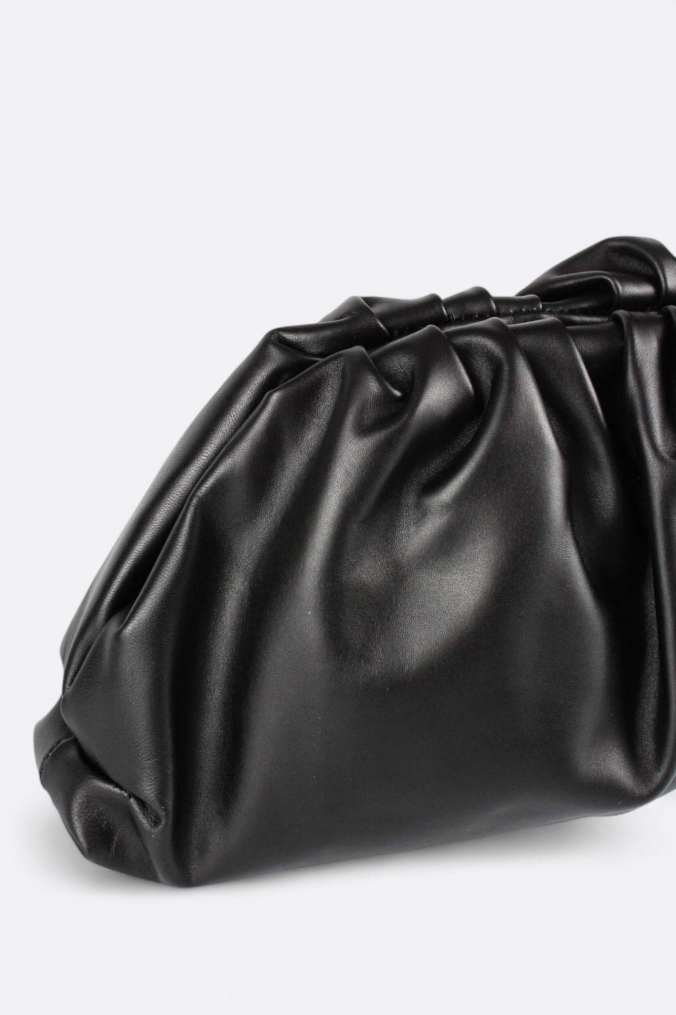Bolso Pouch Piel Negro - Imagen 4
