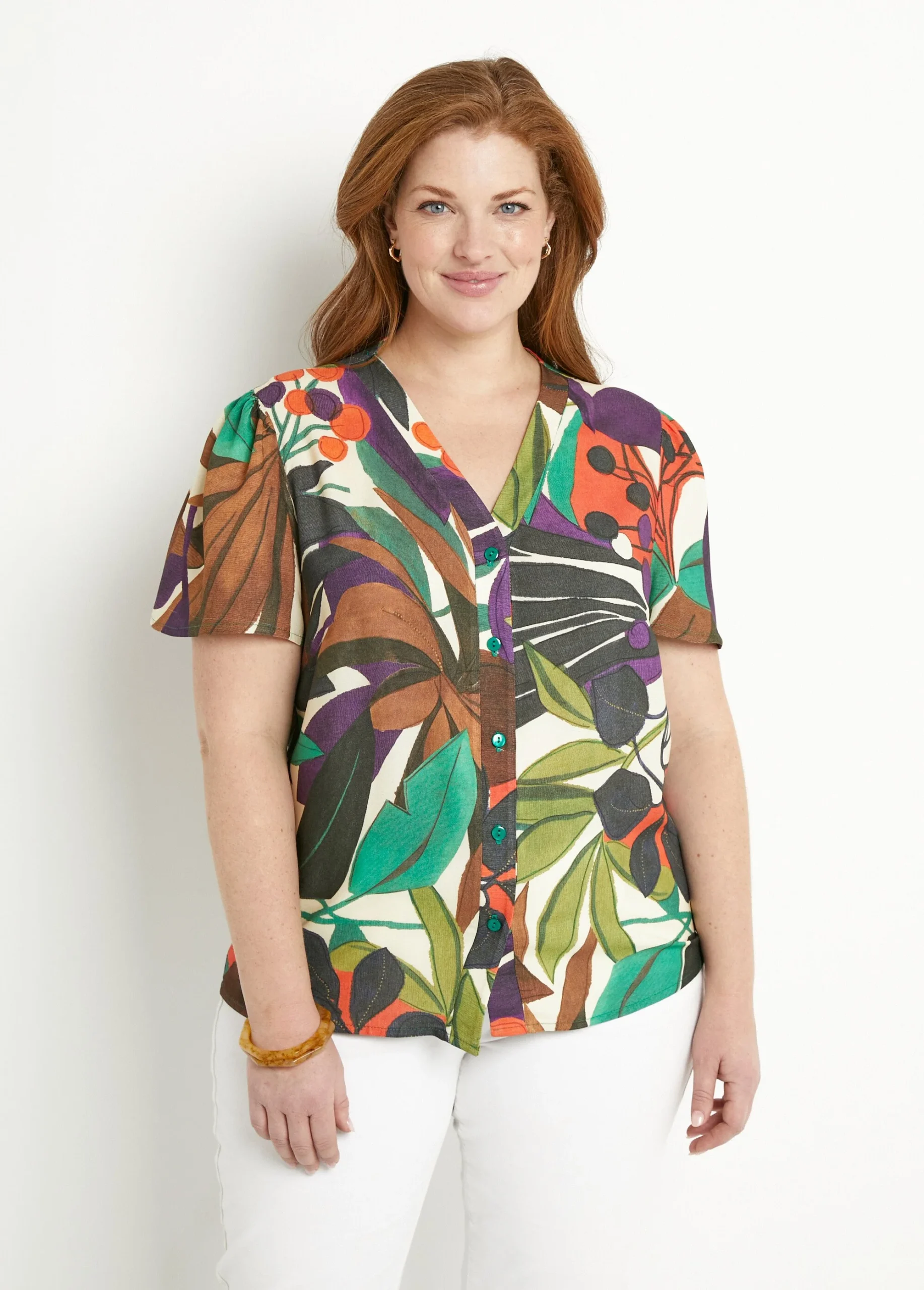 Blusa de manga corta con cuello en V y estampado de plantas - Imagen 5