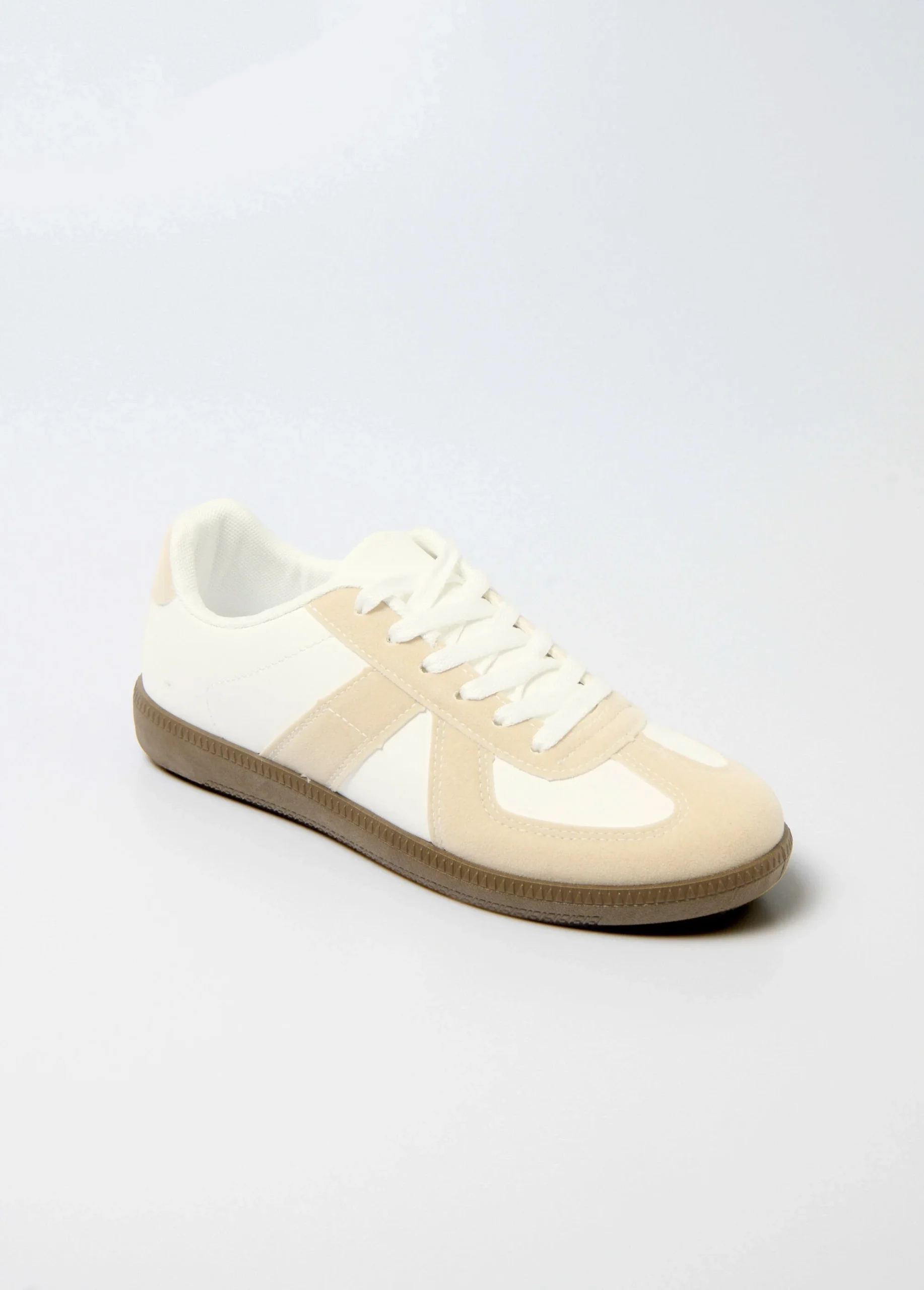 Zapatillas bicolor con detalles efecto ante
